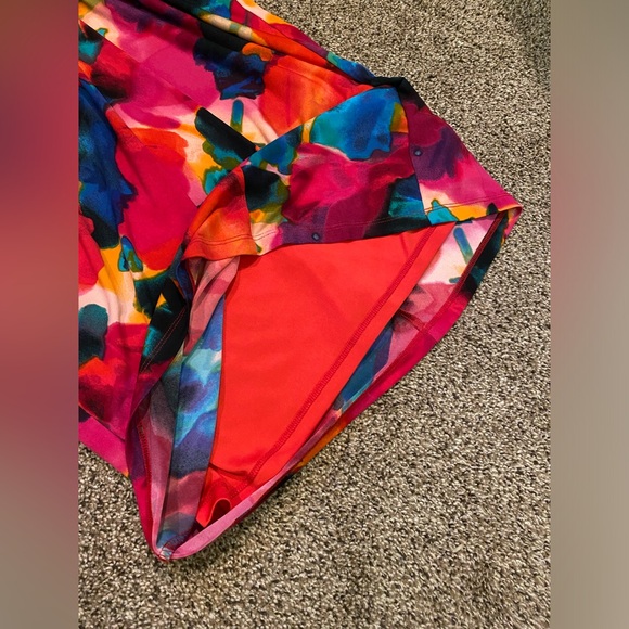 Women’s Size 2 Watercolor Floral Dress - Picture 5 of 9